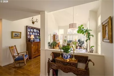 15366 NW Aberdeen Dr, Portland, OR 97229 - Photo 2