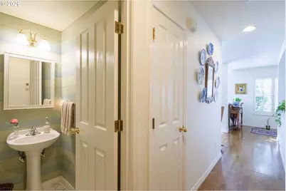 15366 NW Aberdeen Dr, Portland, OR 97229 - Photo 24