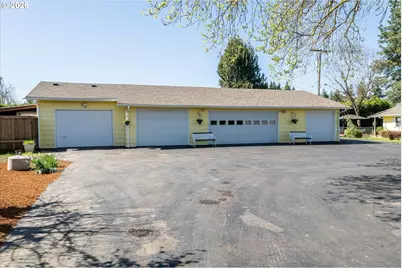 32120 Coburg Bottom Loop Rd, Eugene, OR 97408 - Photo 30