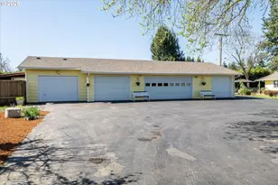 32120 Coburg Bottom Loop Rd, Eugene, OR 97408 - Photo 30
