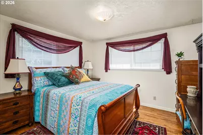 32120 Coburg Bottom Loop Rd, Eugene, OR 97408 - Photo 20
