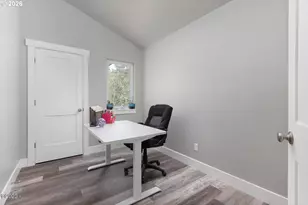 646 SE Reef Ave, Lincoln City, OR 97367 - Photo 16