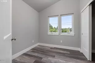 646 SE Reef Ave, Lincoln City, OR 97367 - Photo 12