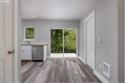 646 SE Reef Ave, Lincoln City, OR 97367 - Photo 6