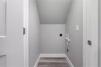 646 SE Reef Ave, Lincoln City, OR 97367 - Photo 16