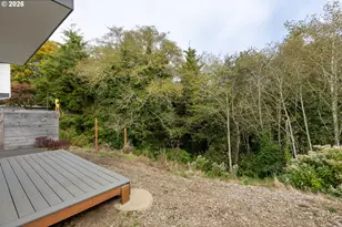 646 SE Reef Ave, Lincoln City, OR 97367 - Photo 24
