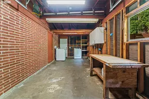 13015 NE Weidler St, Portland, OR 97230 - Photo 30