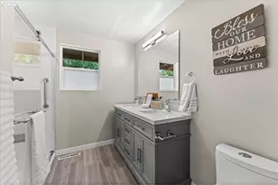 13015 NE Weidler St, Portland, OR 97230 - Photo 26