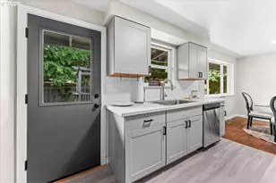 13015 NE Weidler St, Portland, OR 97230 - Photo 16