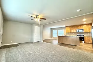 1640 14th St, Baker City, OR 97814 - Photo 2