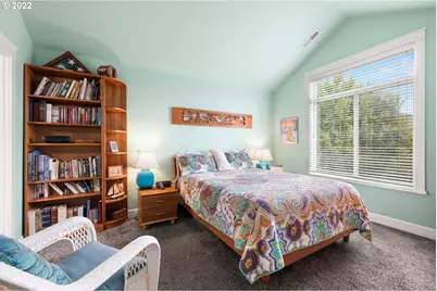 14720 NE Couch St, Portland, OR 97230 - Photo 20