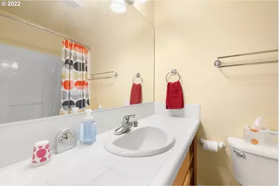 14720 NE Couch St, Portland, OR 97230 - Photo 26