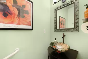 14720 NE Couch St, Portland, OR 97230 - Photo 10