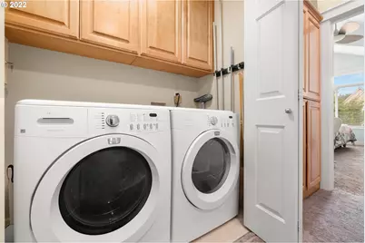 14720 NE Couch St, Portland, OR 97230 - Photo 28