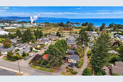 1029 Fifield St, Brookings, OR 97415 - Photo 8