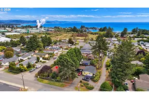 1029 Fifield St, Brookings, OR 97415 - Photo 8