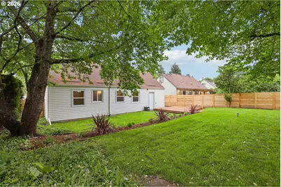 6850 NE Roselawn St, Portland, OR 97218 - Photo 26