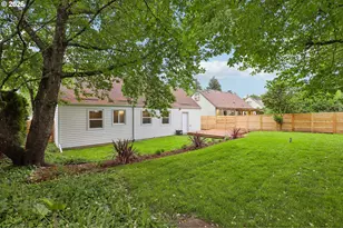 6850 NE Roselawn St, Portland, OR 97218 - Photo 26