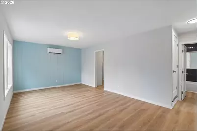 6850 NE Roselawn St, Portland, OR 97218 - Photo 8