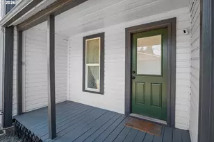 126 E Madison Ave, Cottage Grove, OR 97424 - Photo 28