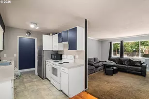 13670 SW 21st St, Beaverton, OR 97008 - Photo 6