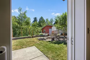 228 SE Condor Dr, Gresham, OR 97080 - Photo 18