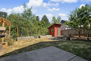 228 SE Condor Dr, Gresham, OR 97080 - Photo 42