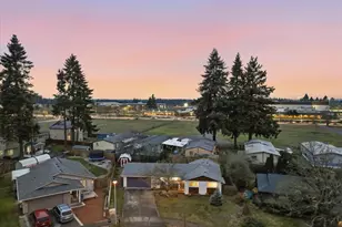 14302 NE 16th St, Vancouver, WA 98684 - Photo 2