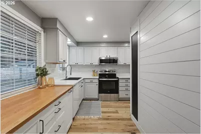 14302 NE 16th St, Vancouver, WA 98684 - Photo 12