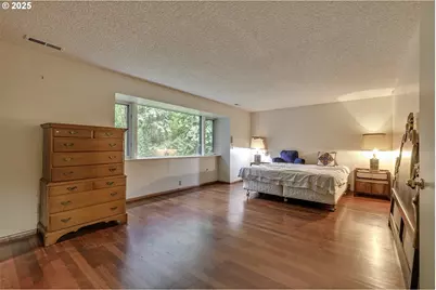 5830 NW Cornell Rd, Portland, OR 97210 - Photo 16