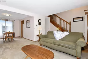 16232 SE Lillian Ct, Milwaukie, OR 97267 - Photo 4