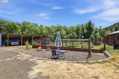 25975 Foster Rd, Monroe, OR 97456 - Photo 32