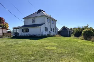 808 W Greenwood St, Enterprise, OR 97828 - Photo 2