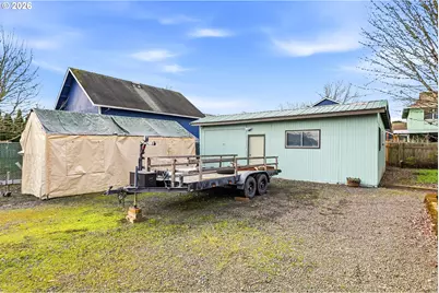 153 S 26th Ave, Cornelius, OR 97113 - Photo 4