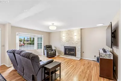 153 S 26th Ave, Cornelius, OR 97113 - Photo 6
