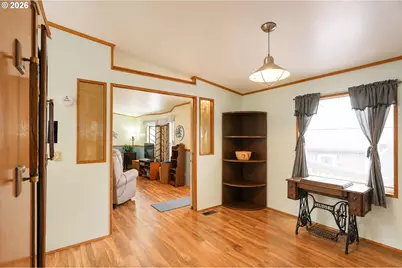 1257 Embarcadero Cir, Coos Bay, OR 97420 - Photo 18