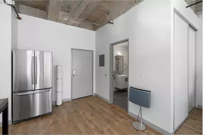 900 NE 81st Ave #111, Portland, OR 97213 - Photo 4