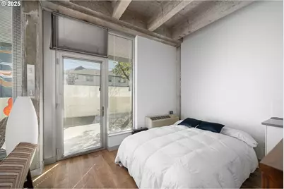 900 NE 81st Ave #111, Portland, OR 97213 - Photo 12