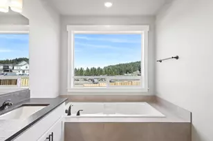 657 NE Saling Dr W, Estacada, OR 97023 - Photo 32