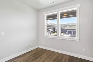 657 NE Saling Dr W, Estacada, OR 97023 - Photo 2