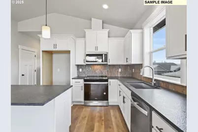 657 NE Saling Dr W #95, Estacada, OR 97023 - Photo 4