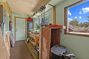 3815 SE 64th Ave, Portland, OR 97206 - Photo 20