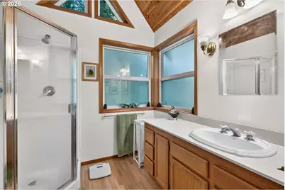 64930 E Mountain Meadow Ln, Rhododendron, OR 97049 - Photo 28