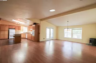 216 Munsel Creek Loop, Florence, OR 97439 - Photo 14