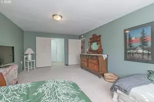 1054 N River Dr, Sweet Home, OR 97386 - Photo 14