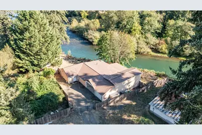 1054 N River Dr, Sweet Home, OR 97386 - Photo 42