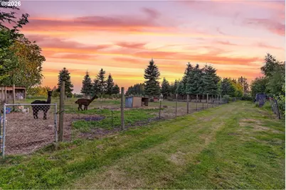 8439 SE Cottrell Rd, Boring, OR 97009 - Photo 4