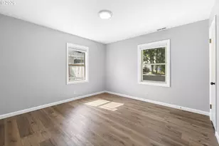 8506 SE Mill St, Portland, OR 97216 - Photo 12