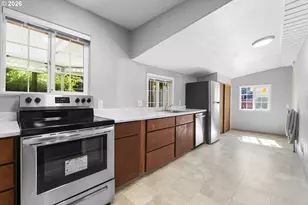 8506 SE Mill St, Portland, OR 97216 - Photo 4