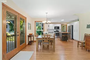 565 Shelokum Dr, Silverton, OR 97381 - Photo 4